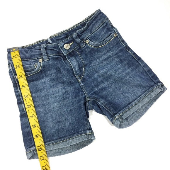 Girls Blue Levi's shorty shorts, Size 5 Regular - Picture 6 of 7